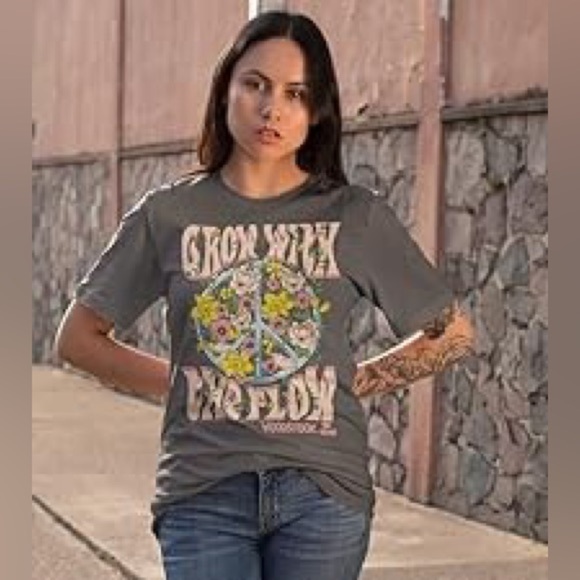 Woodstock Peace Sign Grow With The Flow Flowers Graphic T-Shirt/Tee| Unisex| NEW - Picture 2 of 3
